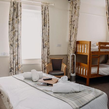 The George Inn وارمينستر المظهر الخارجي الصورة